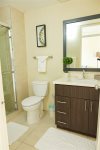 Kingston Jamaica Vacation Rentals - Bathroom